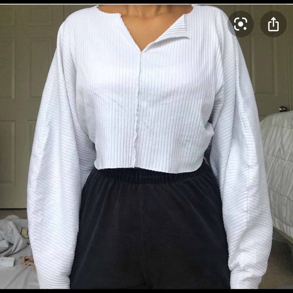 URBAN OUTFITTERS Long sleeve